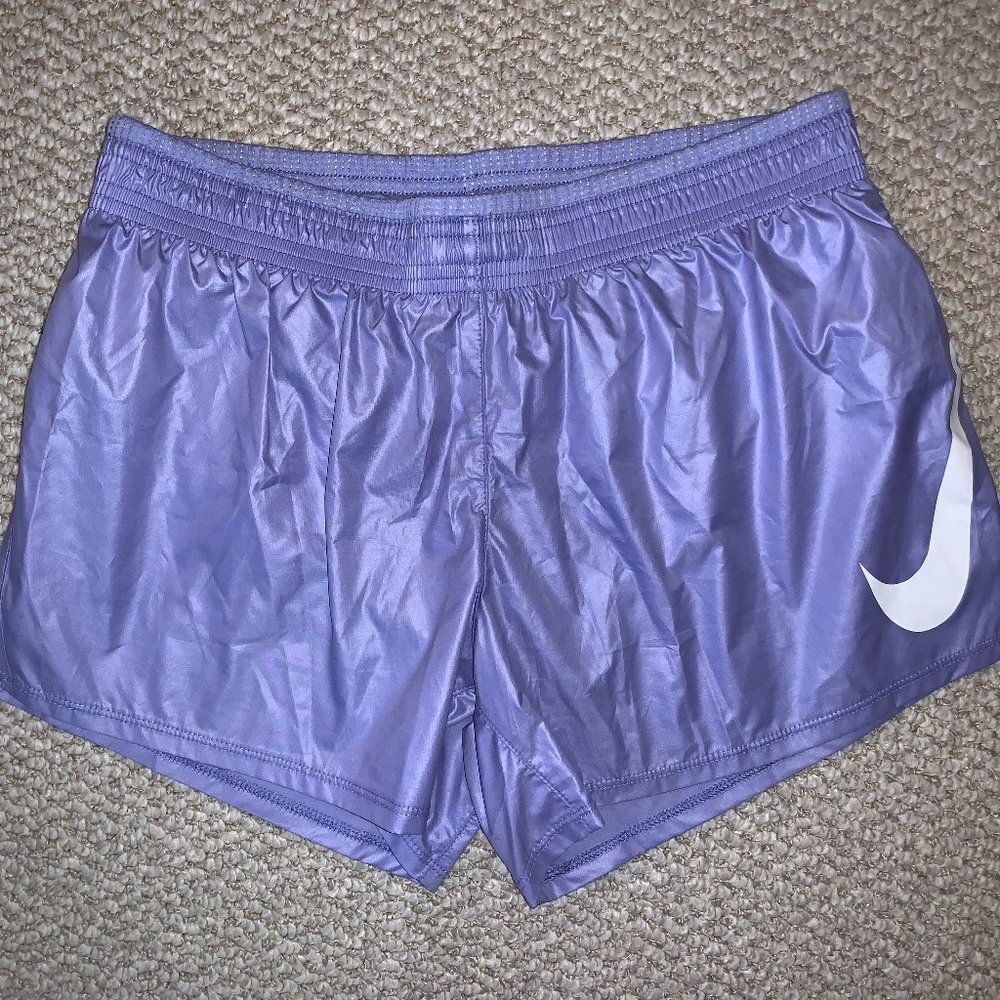 Nike Swoosh Run Women's Small Running Shorts Light Thistle/White
